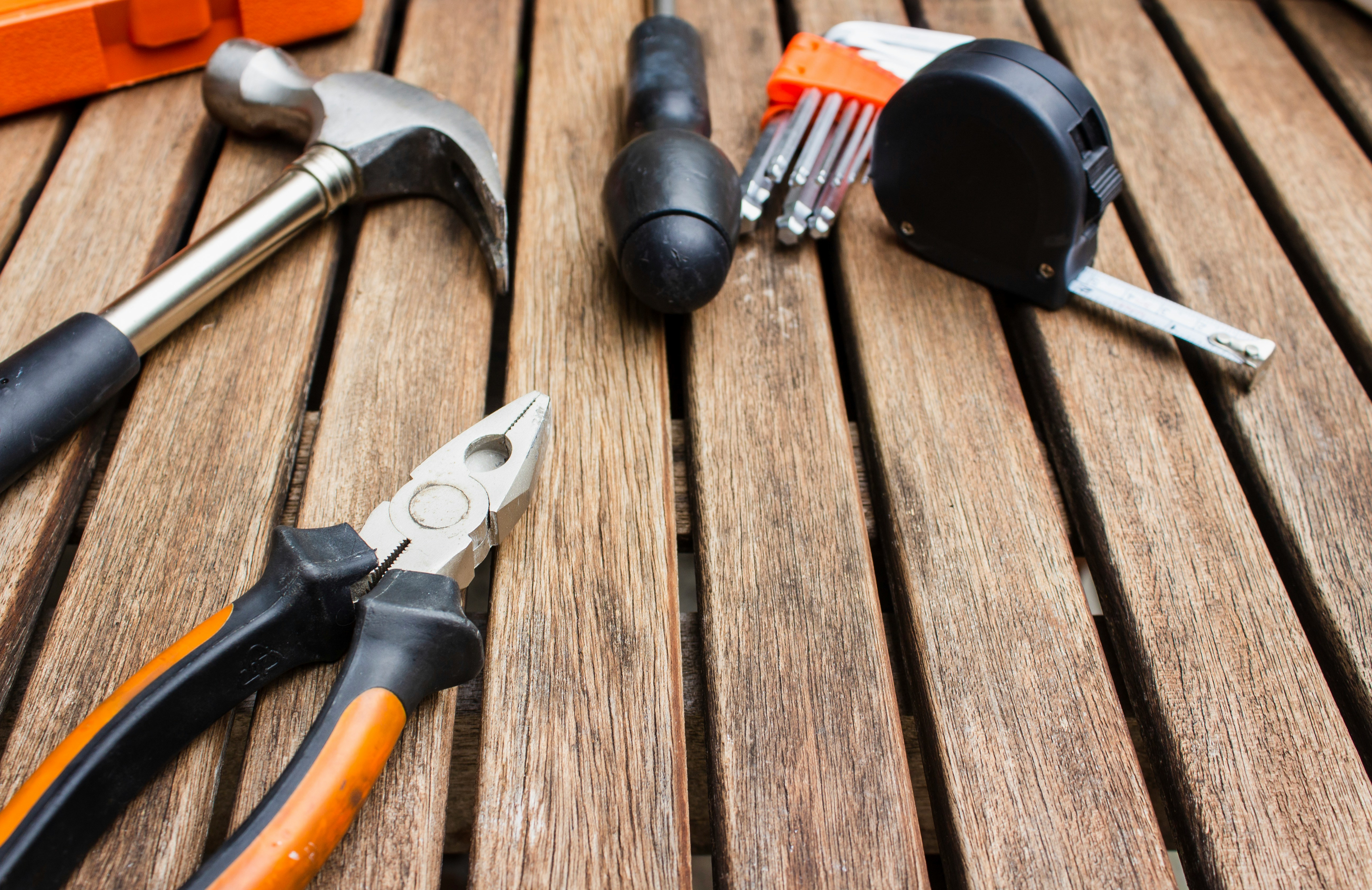 Property maintenance and facilities management — visual atmosphere
